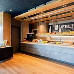 Ibis Budget Expo Hotel *