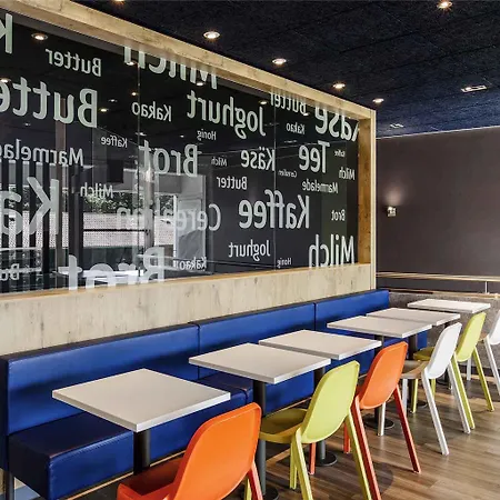 Ibis Budget Expo Hotel *