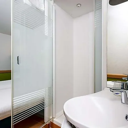 Ibis Budget Expo Hotel *